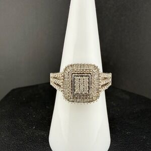 Vintage SJ Ring Silver Rhinestone Cocktail Square Halo 7